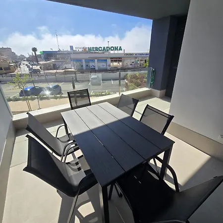 Sofia 2 Bedroom La Mata * 托雷维耶哈