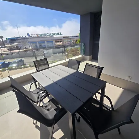 Sofia 2 Bedroom La Mata 公寓 *
